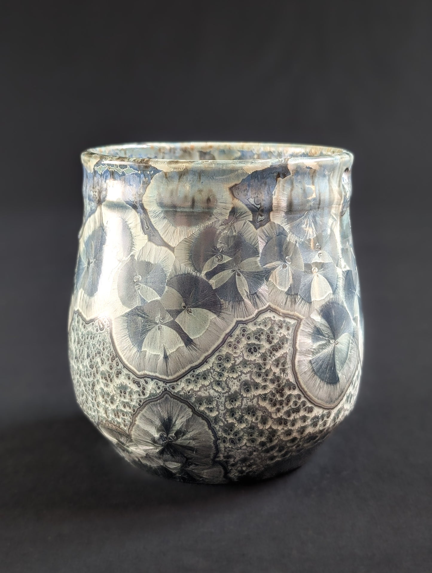 Sapphire Dominion Vessel