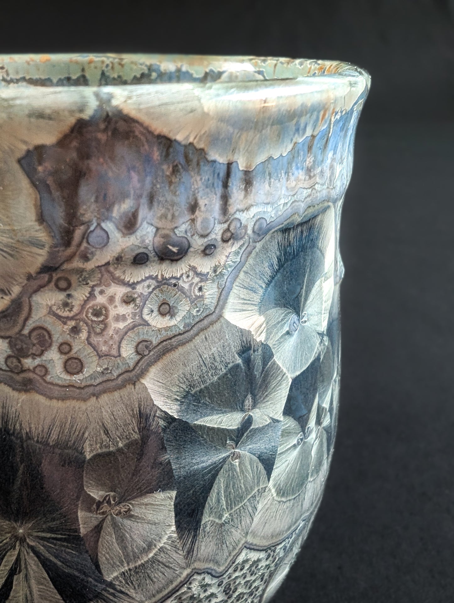 Sapphire Dominion Vessel