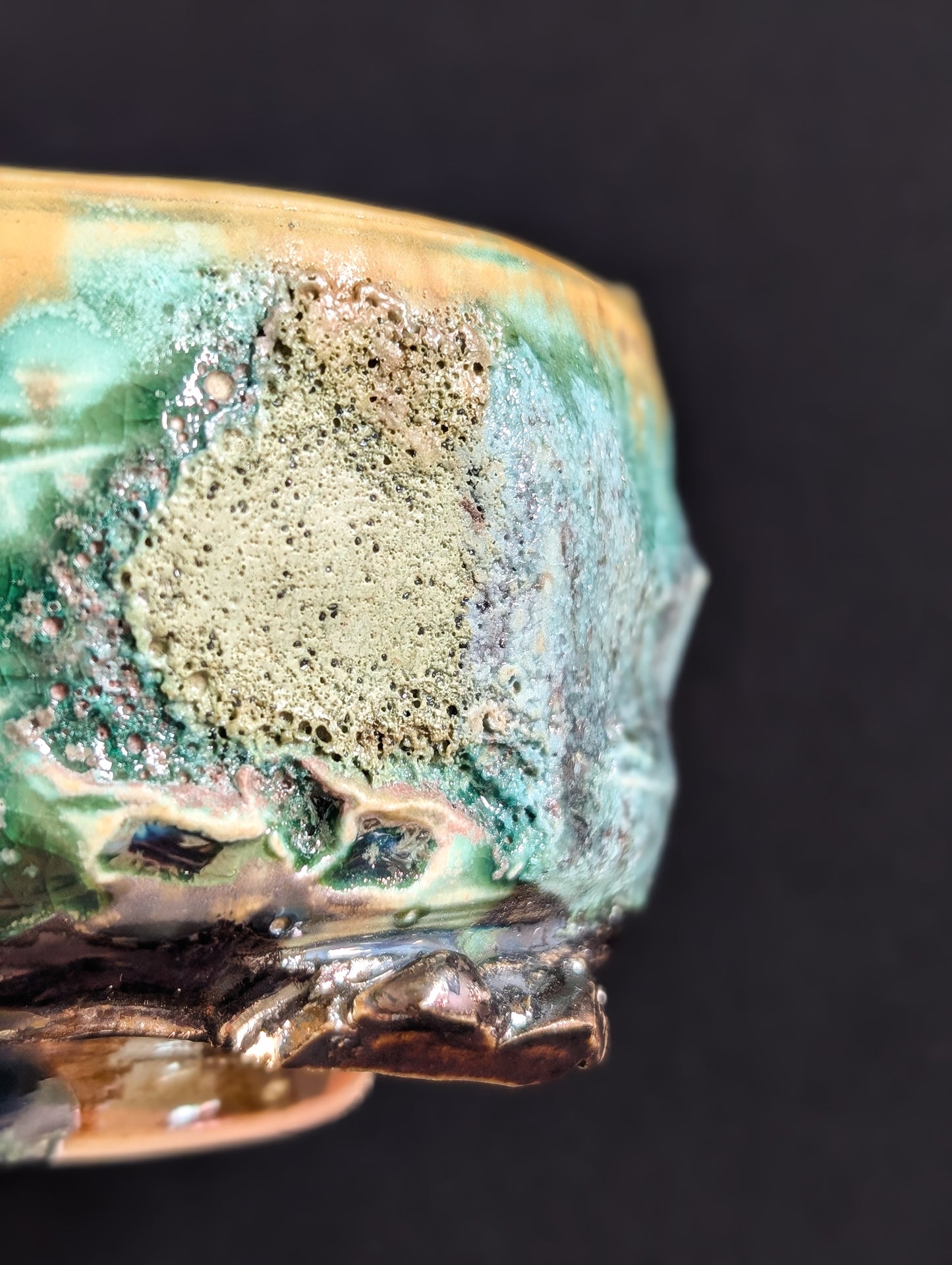 Chawan 'Sulphur Bloom'